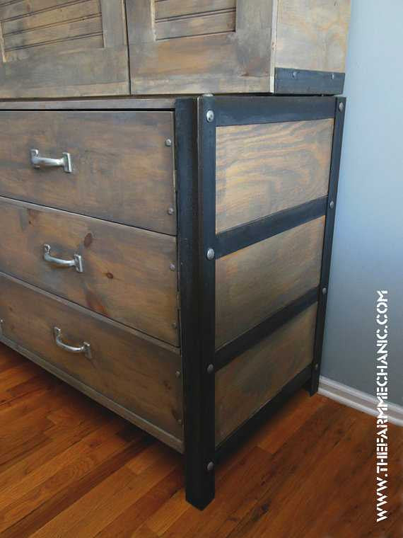 Farmhouse Dresser and Shoe Closet