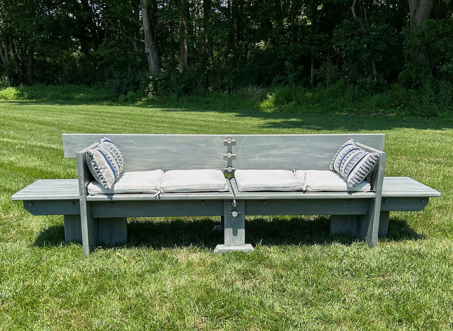 TFM Loveseat