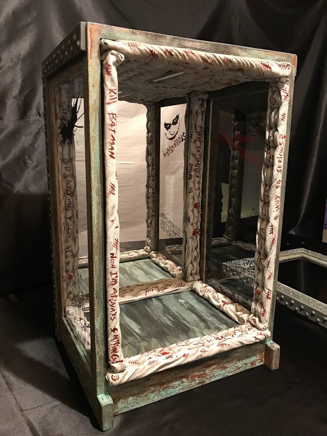 Joker - The Dark Knight Display Case