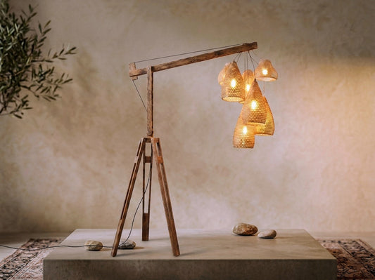Tripod Hanging Basket Light